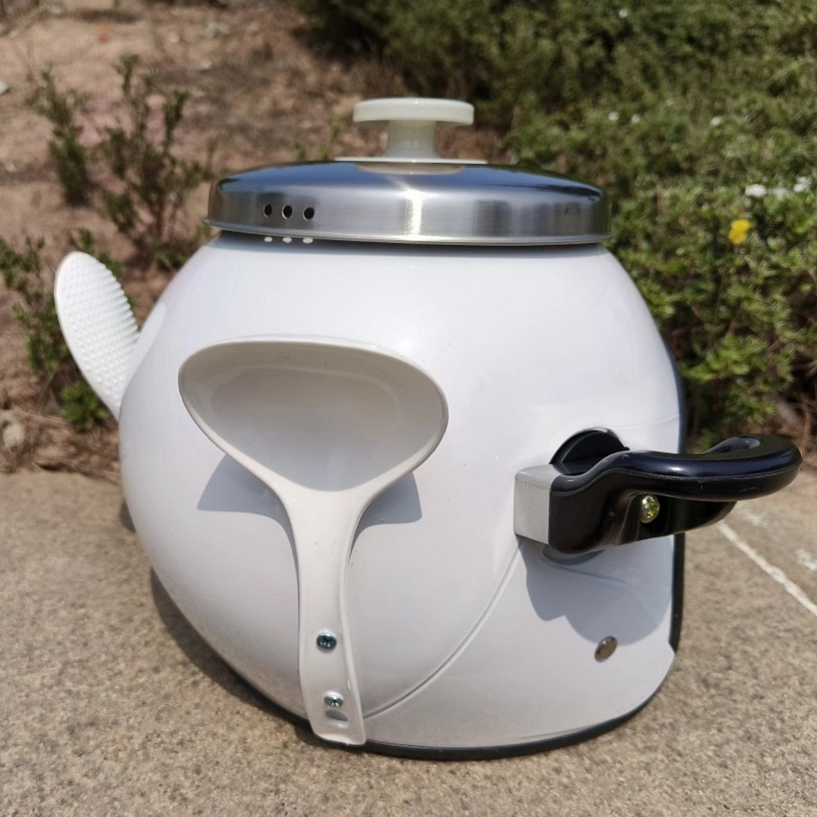 Electric Cooker Shape Cosplay Helmet with Mask