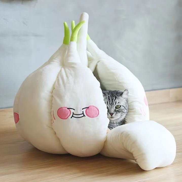 New Funny Garlic Cat Dog Bed with Mat youcantbringitwithyou